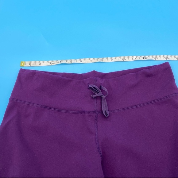 Lululemon Women’s Wide-Leg Crop Pants Plum Size 8 - Picture 6 of 8